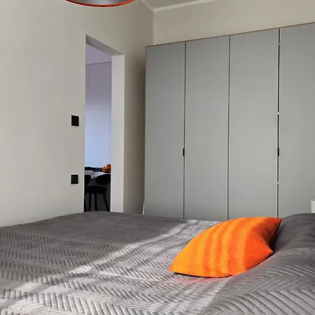 Artisa Riia Str 22 Luxury Penthouse 塔尔图