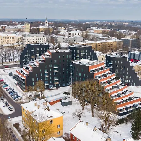 Artisa Penthouse I City View I Free Private Parking Διαμέρισμα *