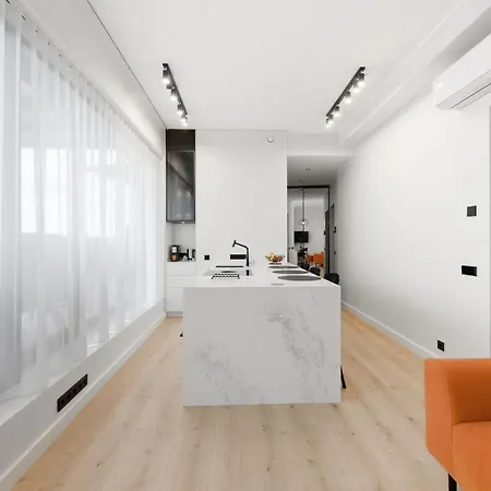 Artisa Riia Str 22 Luxury Penthouse * 塔尔图