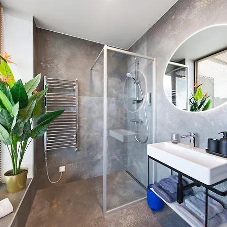 Artisa Riia Str 22 Luxury Penthouse 公寓